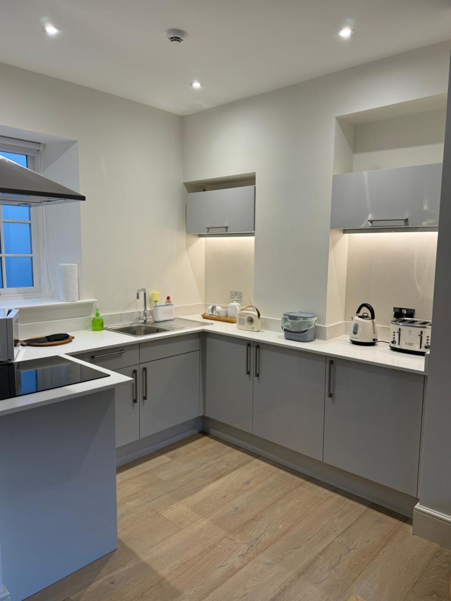 Town Centre Apartment Кендал Екстер'єр фото